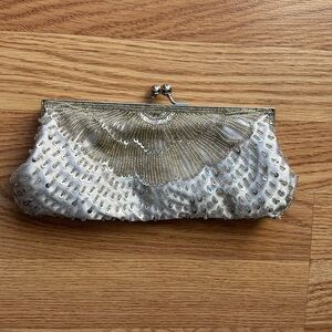 Moni Couture Clutch Purse Date Night Silver Sequin Bead Elegant Fancy Bag